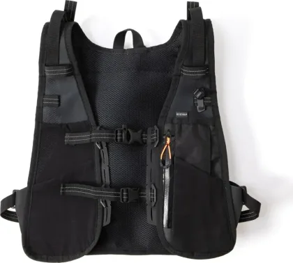 Restrap Race Hydration Vest vesta, 5.5 l, čierna