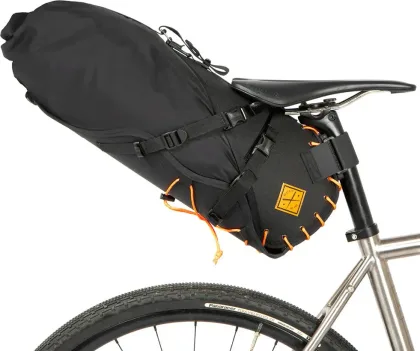 Restrap Saddle Bag podsedlová brašňa, 18 l, čierna/oranžová