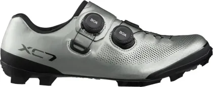 Tretry SHXC703 strieborné /Vel:39