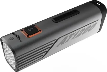 Svetlo AT1200 predné10f USB čierne