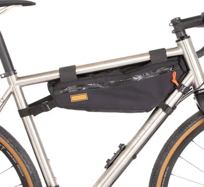 Restrap Frame Bag M taška na rám, 3.5 l, čierna