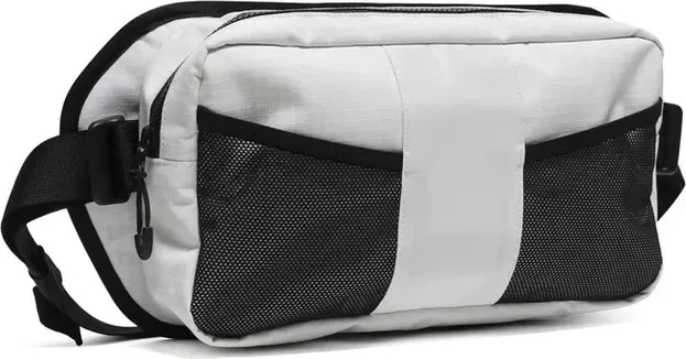 Capsuled Ľadvinka Hip Bag 4 l Cloud Dancer, Čierna/Sivá/Hnedá