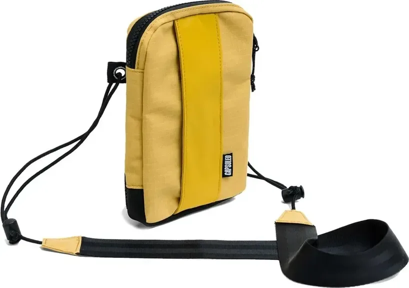 Capsuled Crossbody taška Pouch 0,5 l Ochre, Žltá/Červená