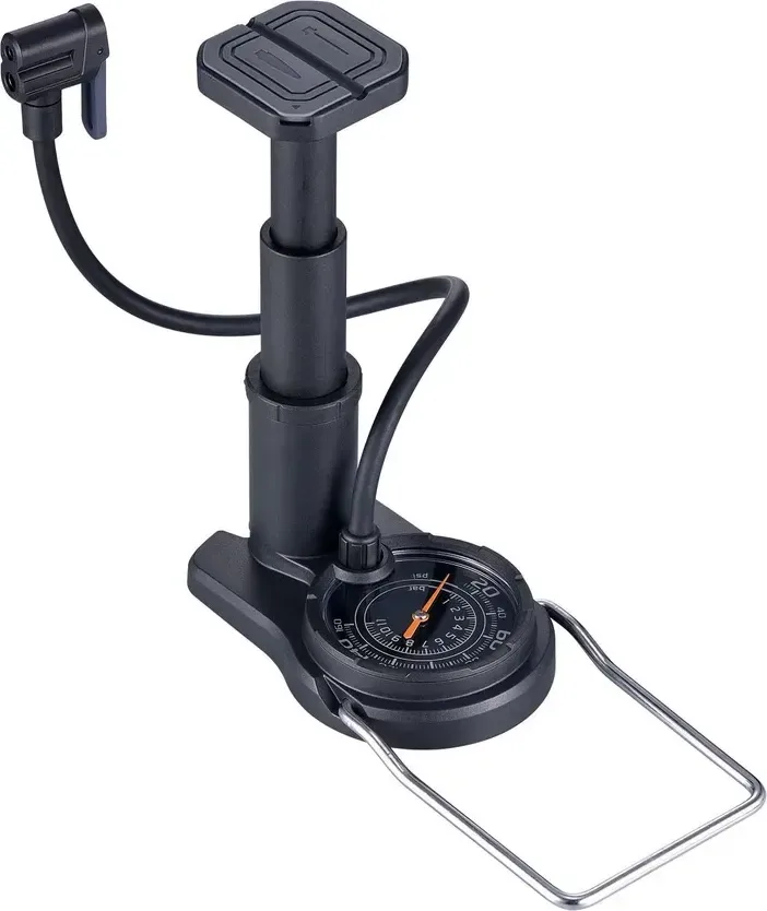 Pumpa TRAMP 160 nožná s manometrom dual ventil