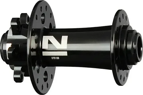 Novatec D791SB-15, predný náboj, 28 dier, 15x100, OEM
