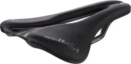 SELLE ITALIA sedlo NOVUS Boost EVO Kit Carbonio Superflow