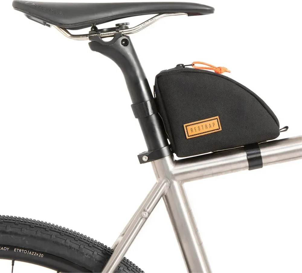 Restrap Rear Top Tube Bag taška na rám, 1 l, čierna
